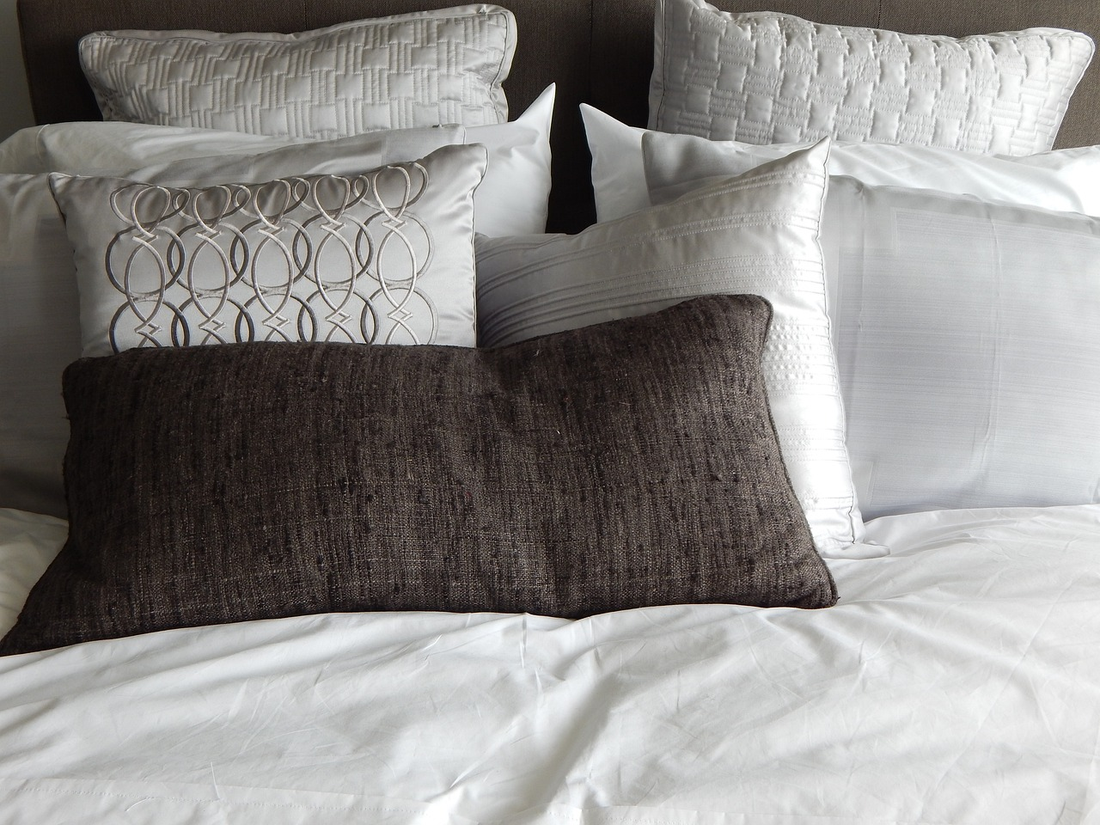 The Ultimate Guide to Premium Bedding Collections: Comfort and Sophistication