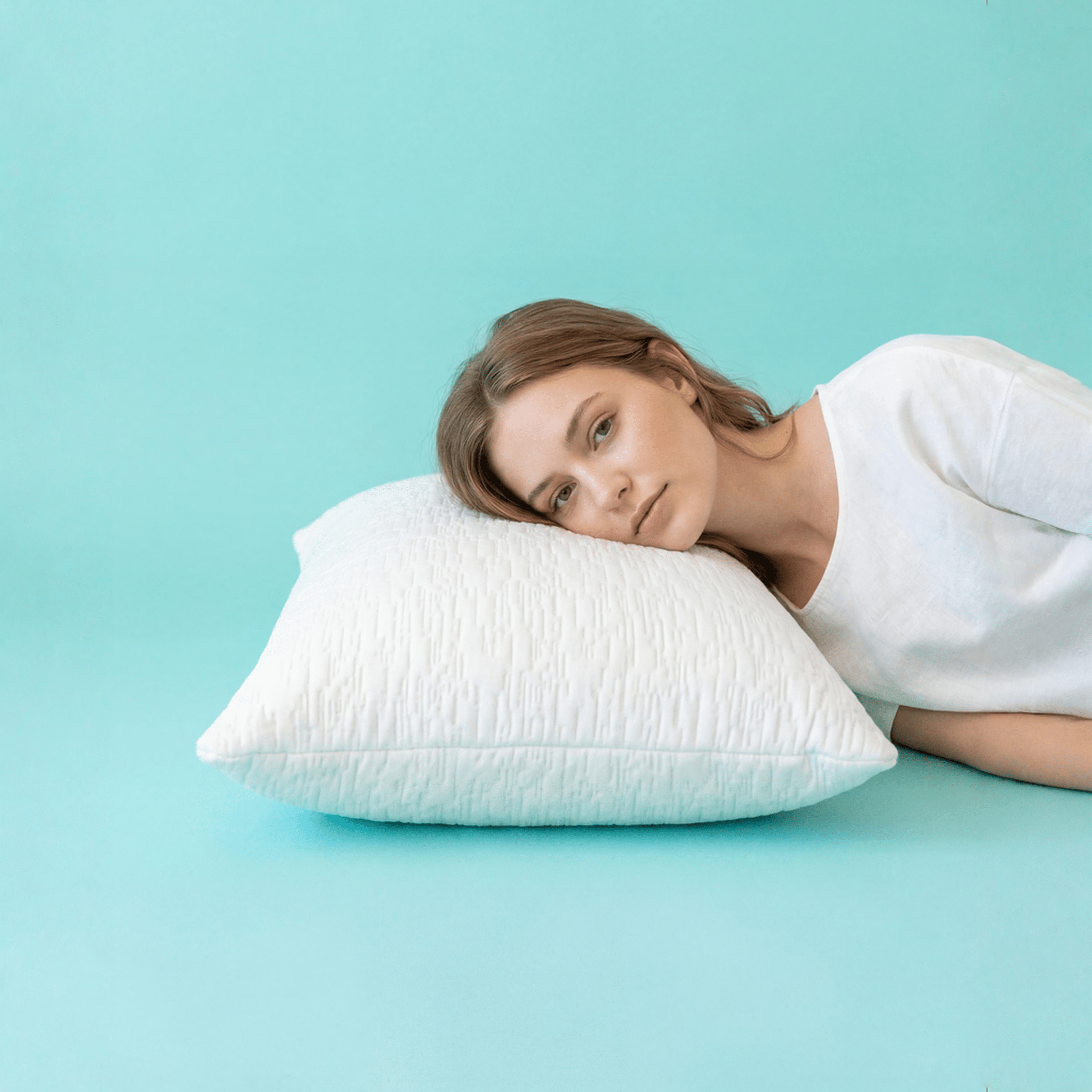 Two free Luxe pillows